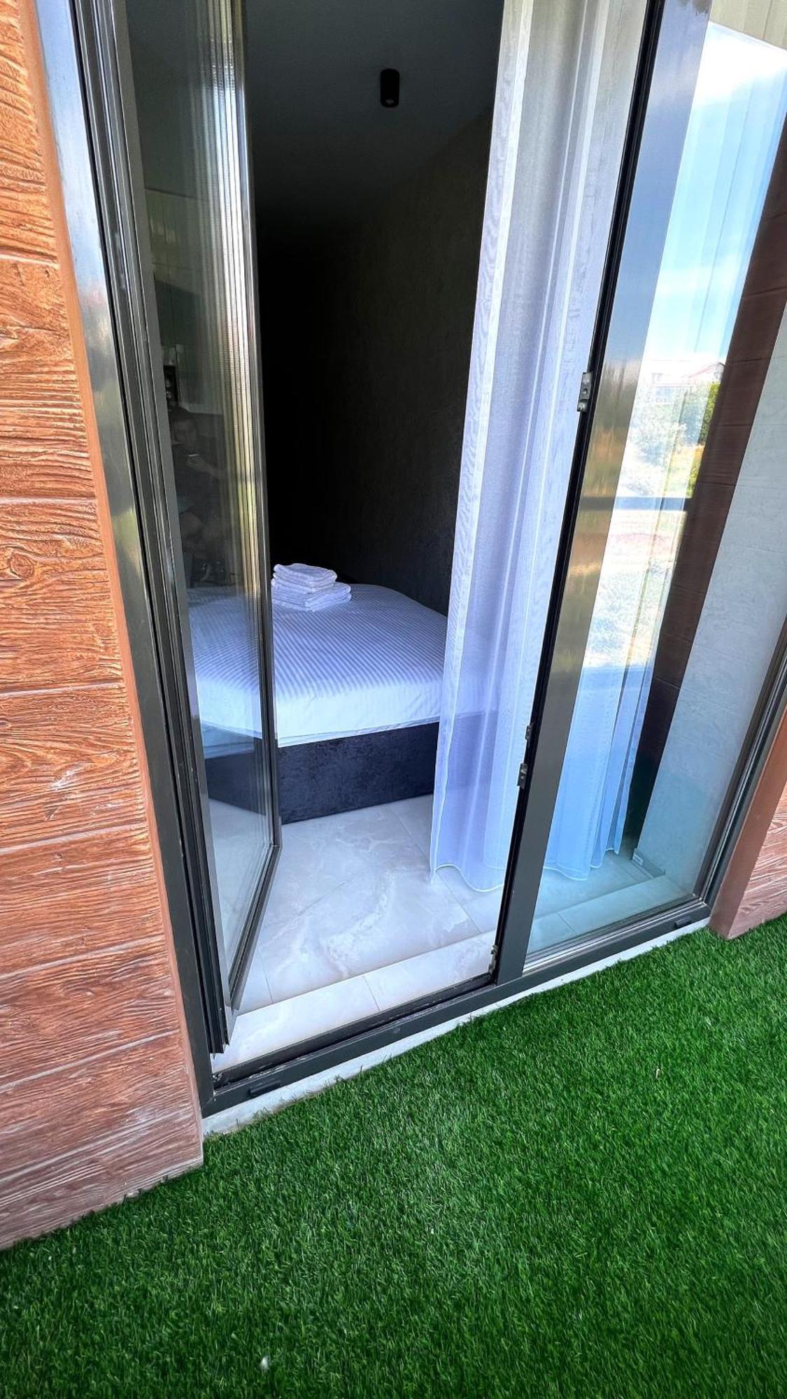Vem Apartment Калипсо Odessa Eksteriør billede