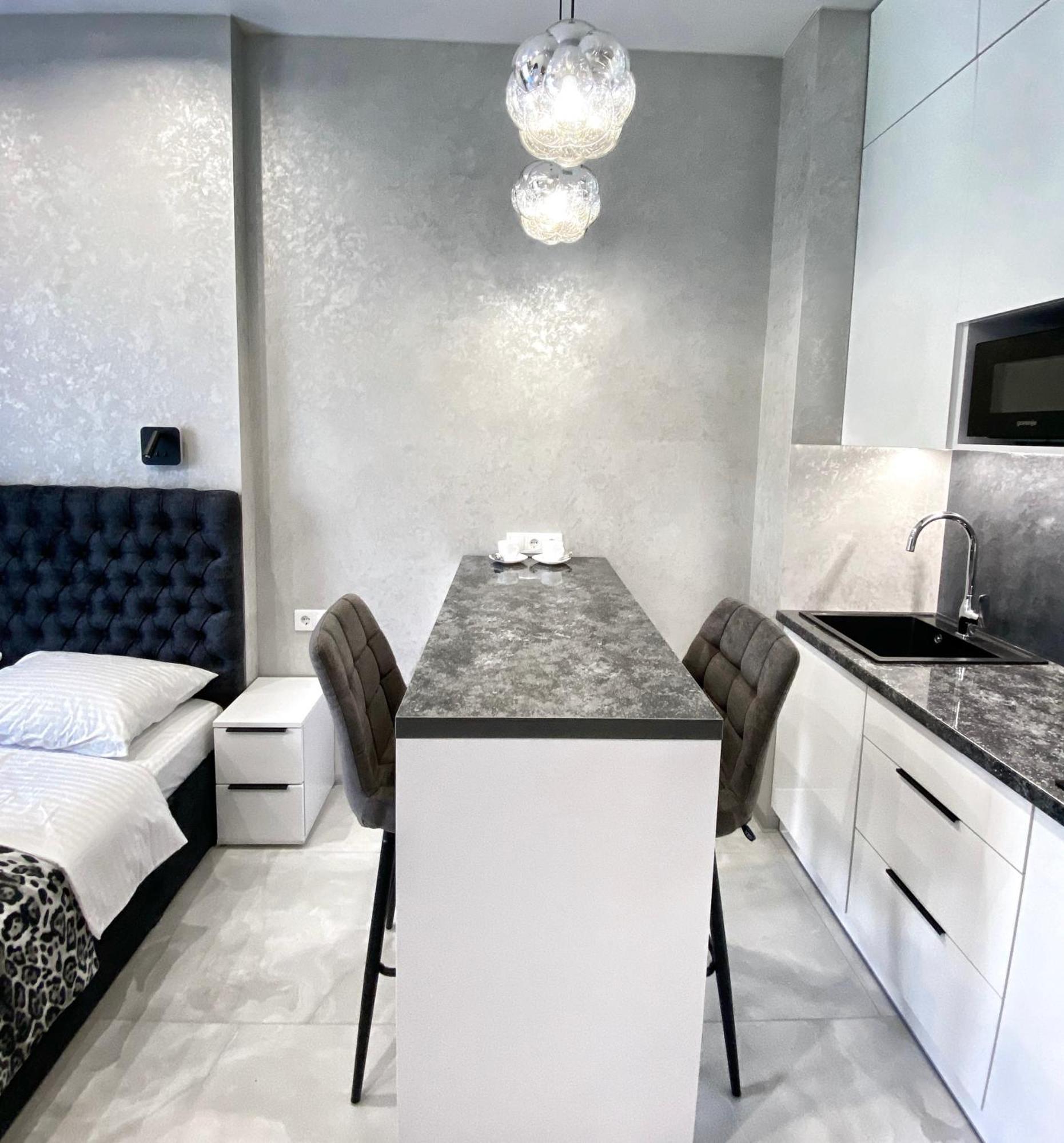 Vem Apartment Калипсо Odessa Eksteriør billede