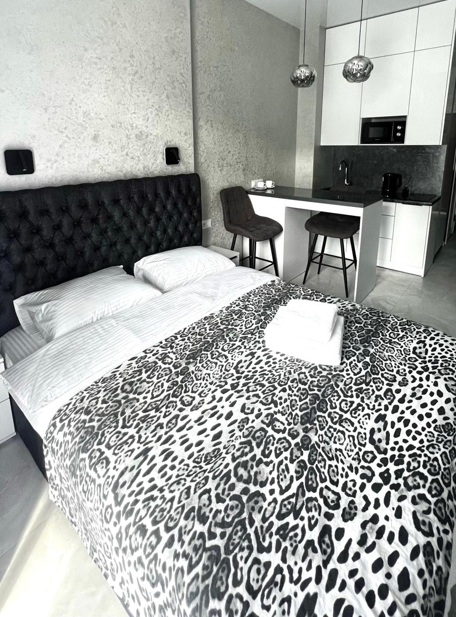 Vem Apartment Калипсо Odessa Eksteriør billede